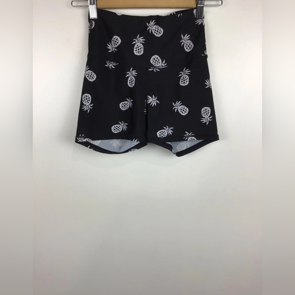 COTTON ON BODY Sportswear Set Fitness Black White Pineapple Pattern Tops + Short - Picture 2 of 6